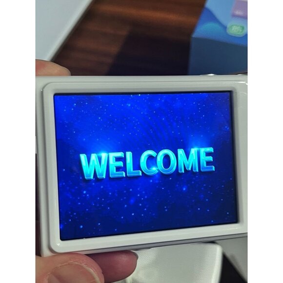 Digital Camera 4K White Photography Vlogging Influencer Travel - Picture 15 of 16